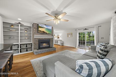 18 Lefferts Court Middletown NJ 07748