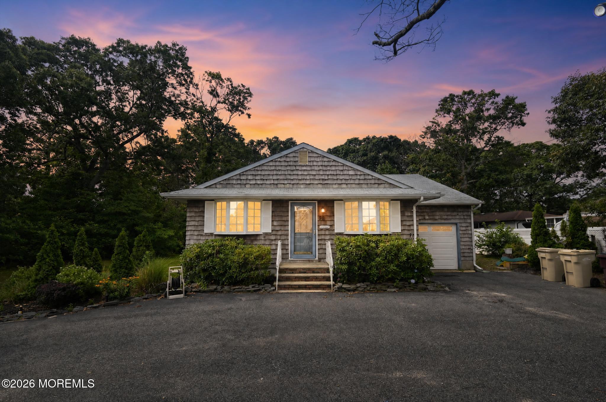 Bayville NJ, 28 Cedar Street