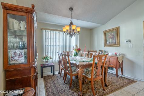 95 Farnworth Close Freehold NJ 07728