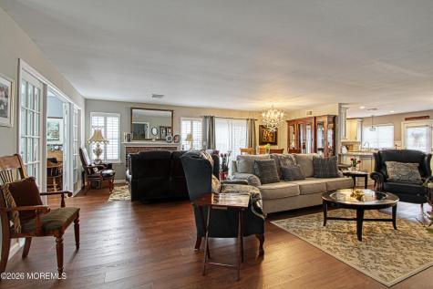 707 Wooton Court Manchester NJ 08759