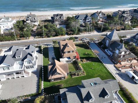 1318 Ocean Avenue Mantoloking NJ 08738