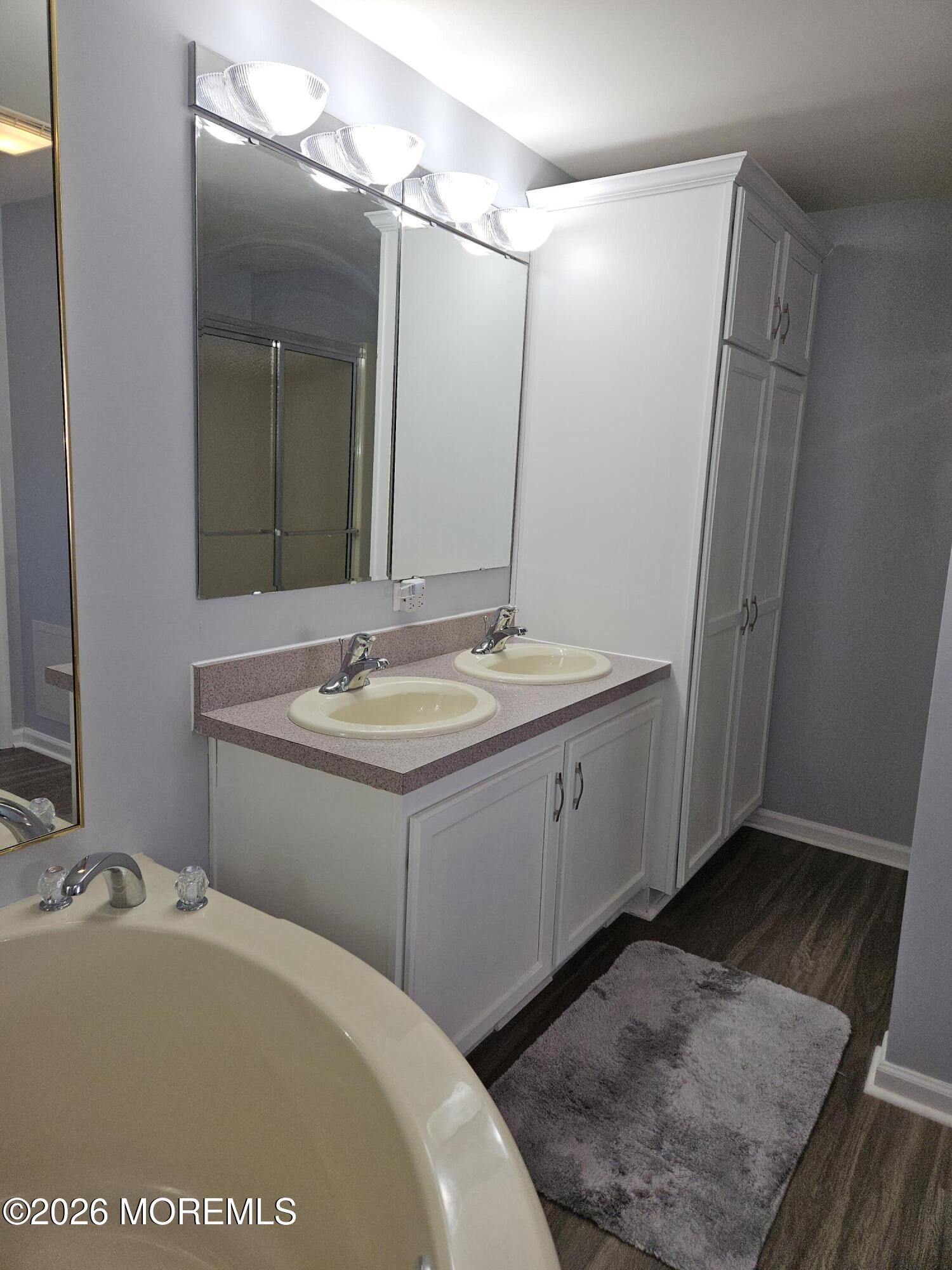 48 Fort Lee Drive Manahawkin NJ 08050