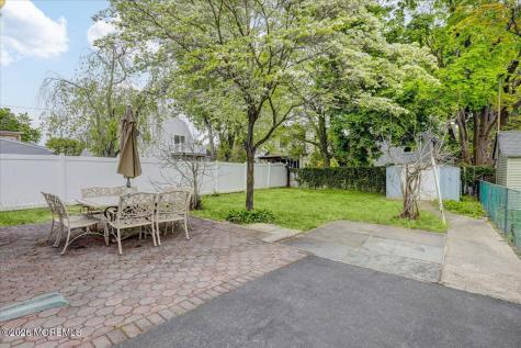 27 Washington Street Red Bank NJ 07701