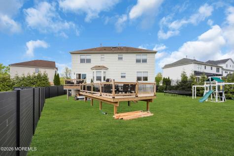 30 Independence Court Lakewood NJ 08701