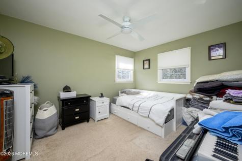8 Holiday Road Manalapan NJ 07726