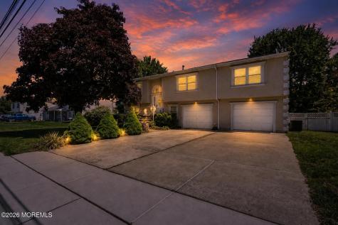 440 Smith Court Cliffwood NJ 07721
