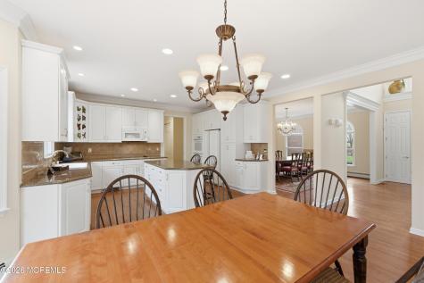 5 Maple Knoll Lane Manalapan NJ 07726
