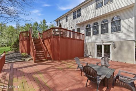 5 Maple Knoll Lane Manalapan NJ 07726