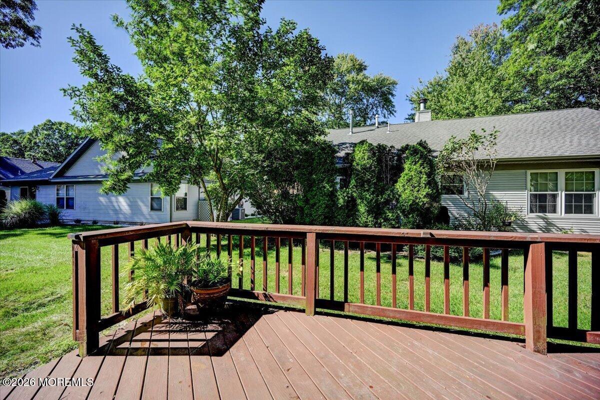 520 N Petunia Lane N Whiting NJ 08759