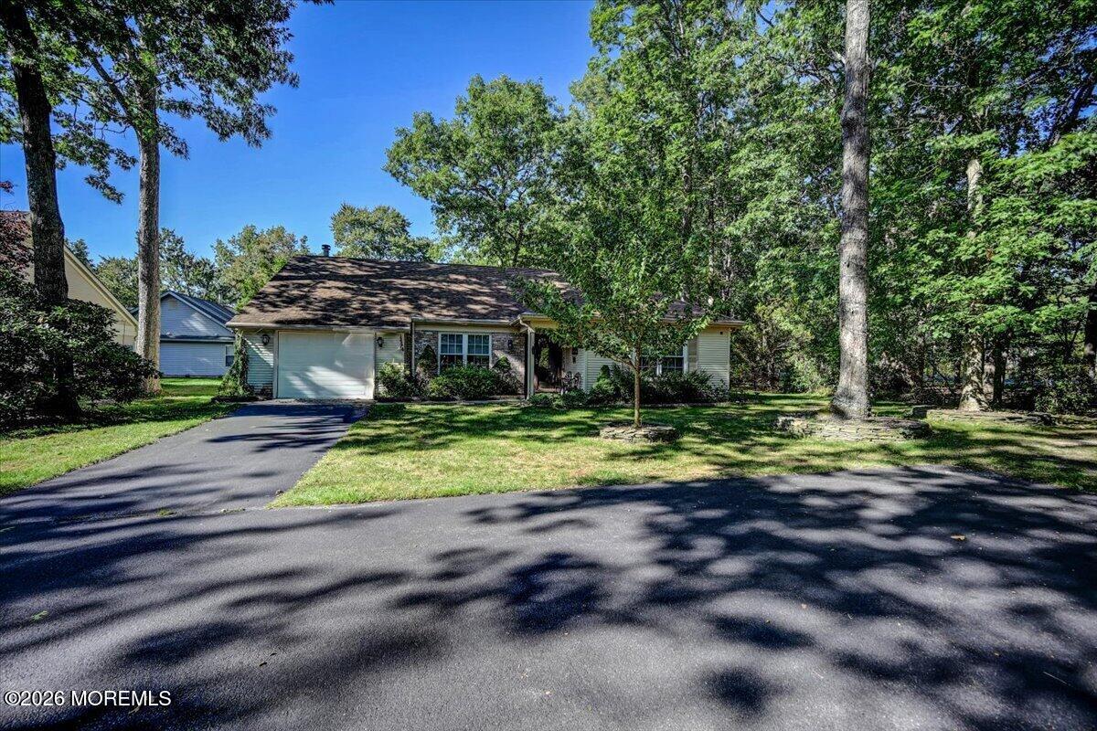 520 N Petunia Lane N Whiting NJ 08759