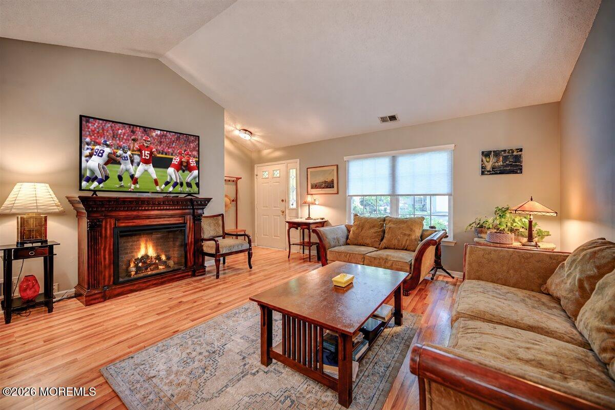 520 N Petunia Lane N Whiting NJ 08759