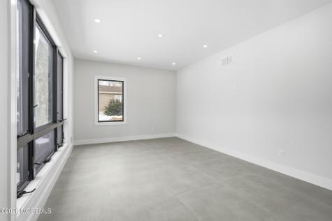 370 Wall Street Eatontown NJ 07724