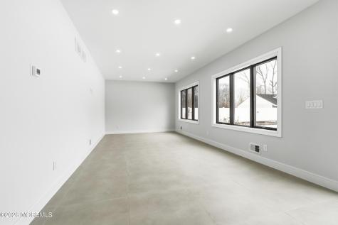 370 Wall Street Eatontown NJ 07724
