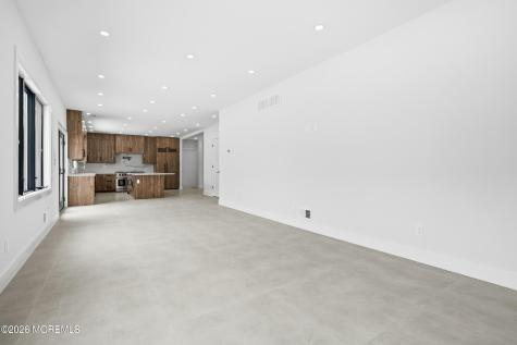 370 Wall Street Eatontown NJ 07724