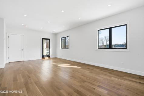 370 Wall Street Eatontown NJ 07724