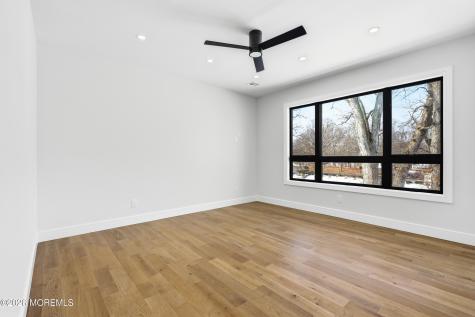370 Wall Street Eatontown NJ 07724