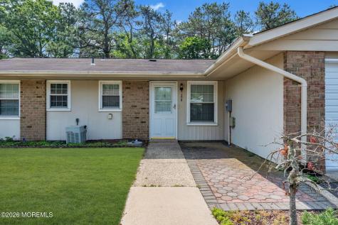 35B Gramercy Lane Manchester NJ 08759