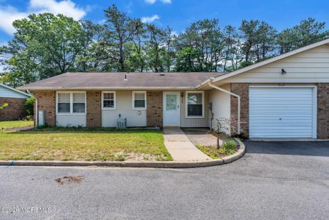 35B Gramercy Lane Manchester NJ 08759