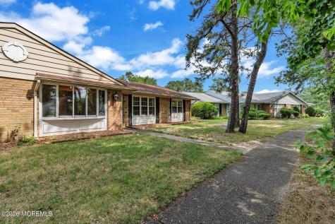 35B Gramercy Lane Manchester NJ 08759