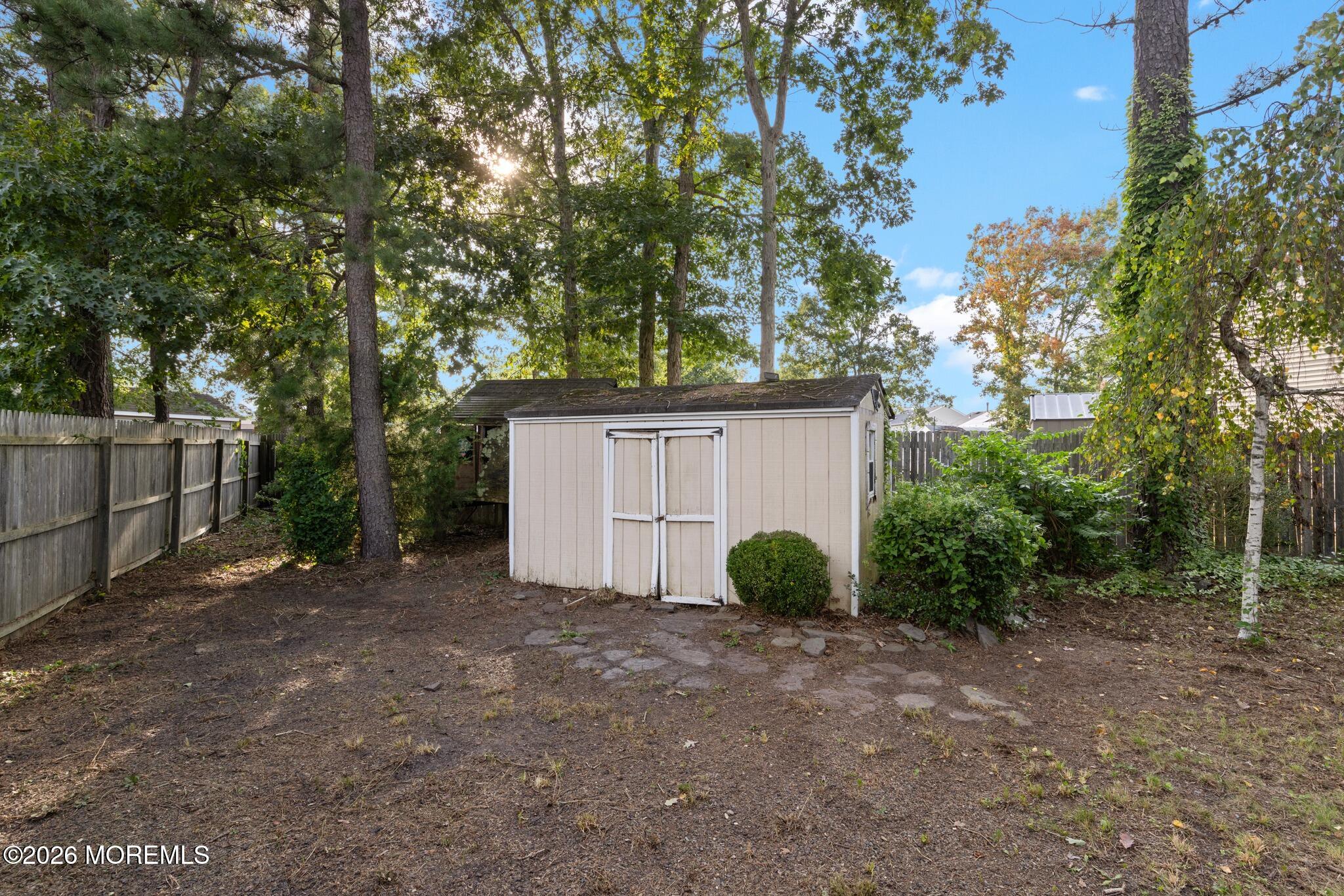 261 Wave Road Manahawkin NJ 08050
