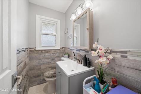 2 Wick Drive Sayreville NJ 08872