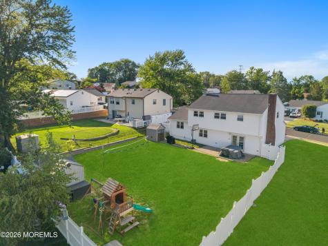 2 Wick Drive Sayreville NJ 08872