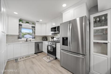 2 Wick Drive Sayreville NJ 08872