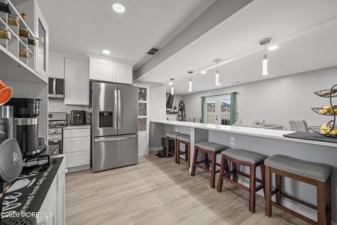 2 Wick Drive Sayreville NJ 08872