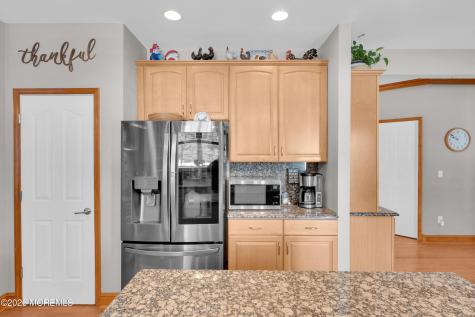 928 Seaman Avenue Beachwood NJ 08722