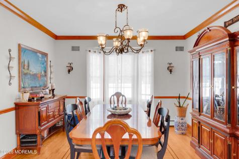 928 Seaman Avenue Beachwood NJ 08722