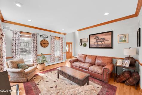 928 Seaman Avenue Beachwood NJ 08722
