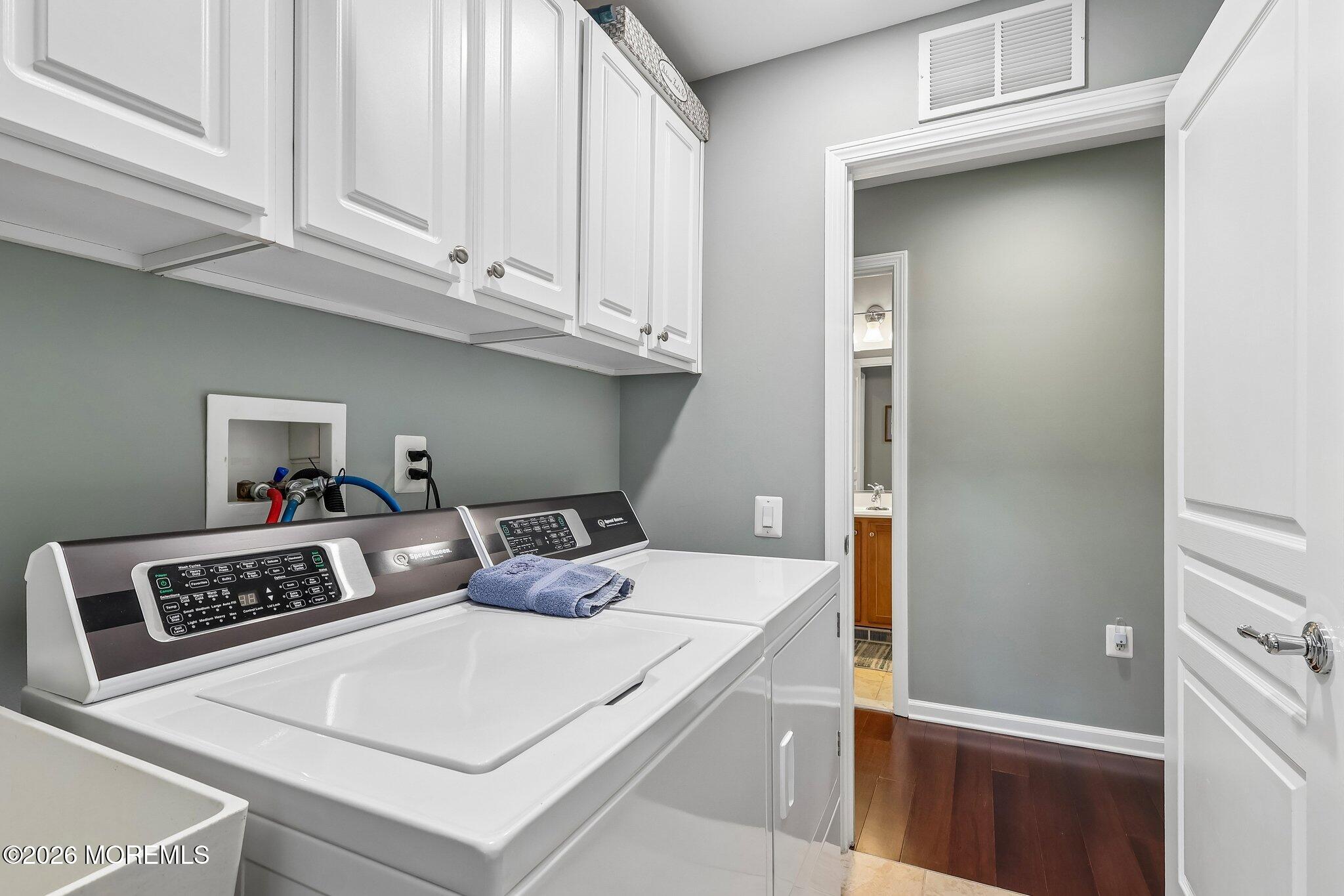 5 Montrose Lane Manchester NJ 08759
