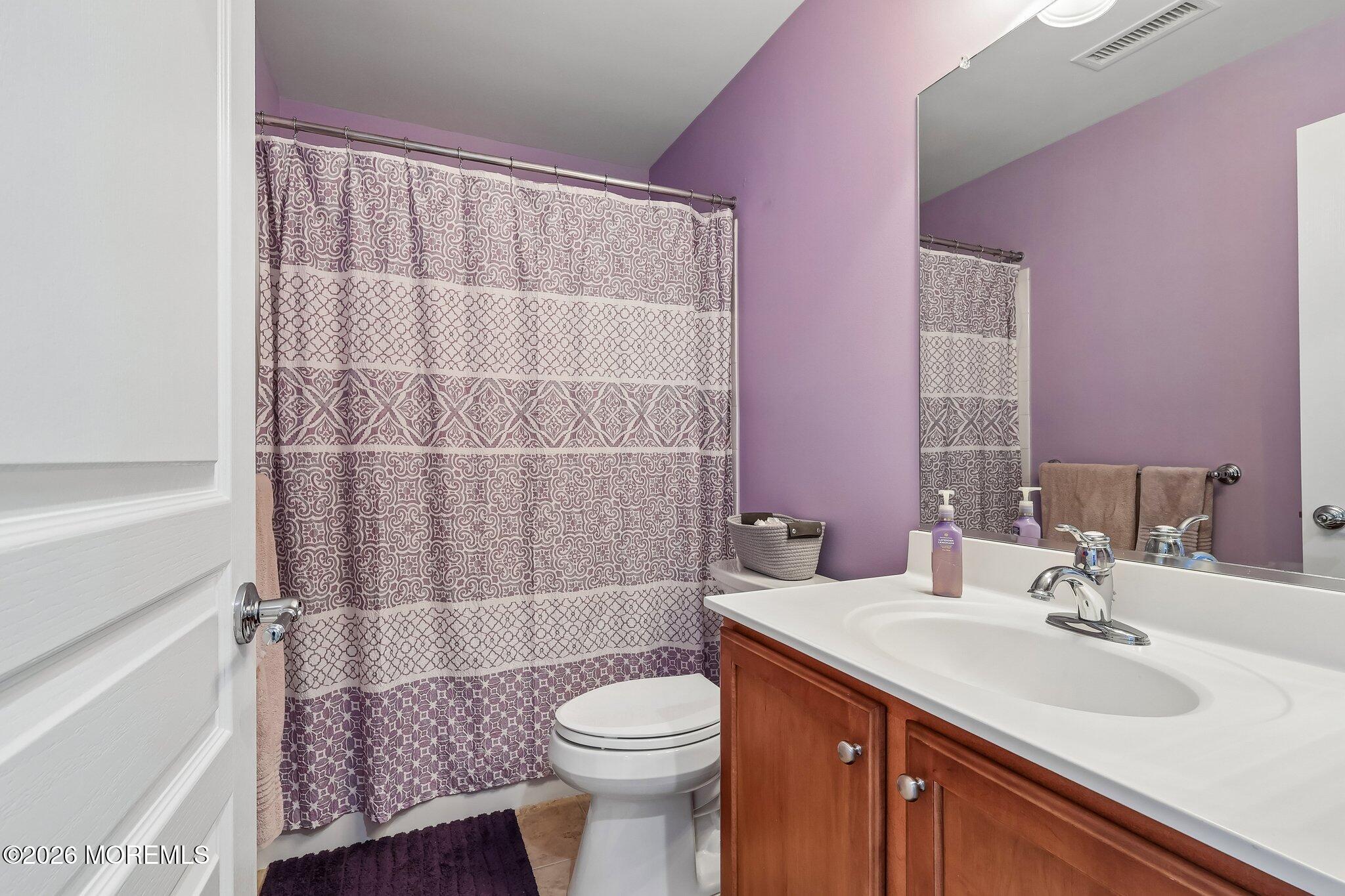 5 Montrose Lane Manchester NJ 08759