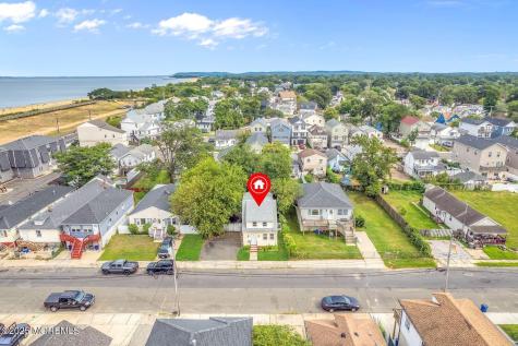16 Bayview Avenue Keansburg NJ 07734