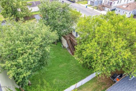 16 Bayview Avenue Keansburg NJ 07734