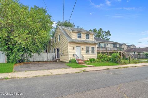 16 Bayview Avenue Keansburg NJ 07734