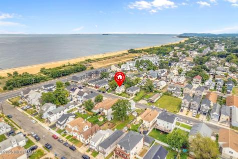 16 Bayview Avenue Keansburg NJ 07734