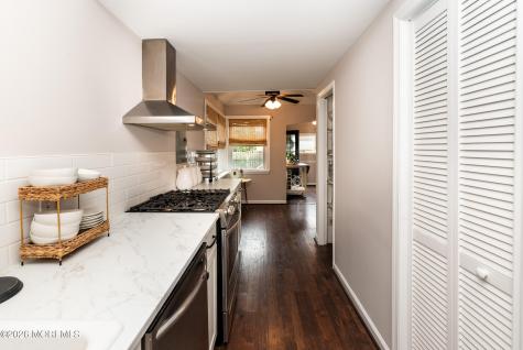 46 W Cape May Avenue Ocean Gate NJ 08740