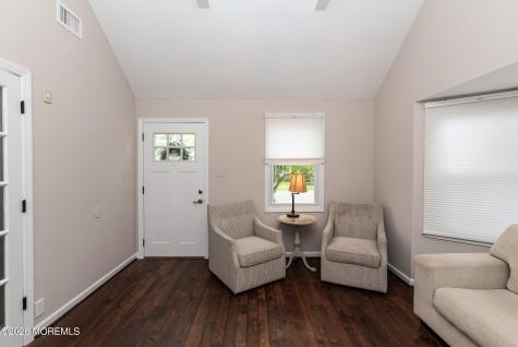 46 W Cape May Avenue Ocean Gate NJ 08740