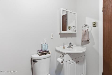 144 B Sunset Road Whiting NJ 08759