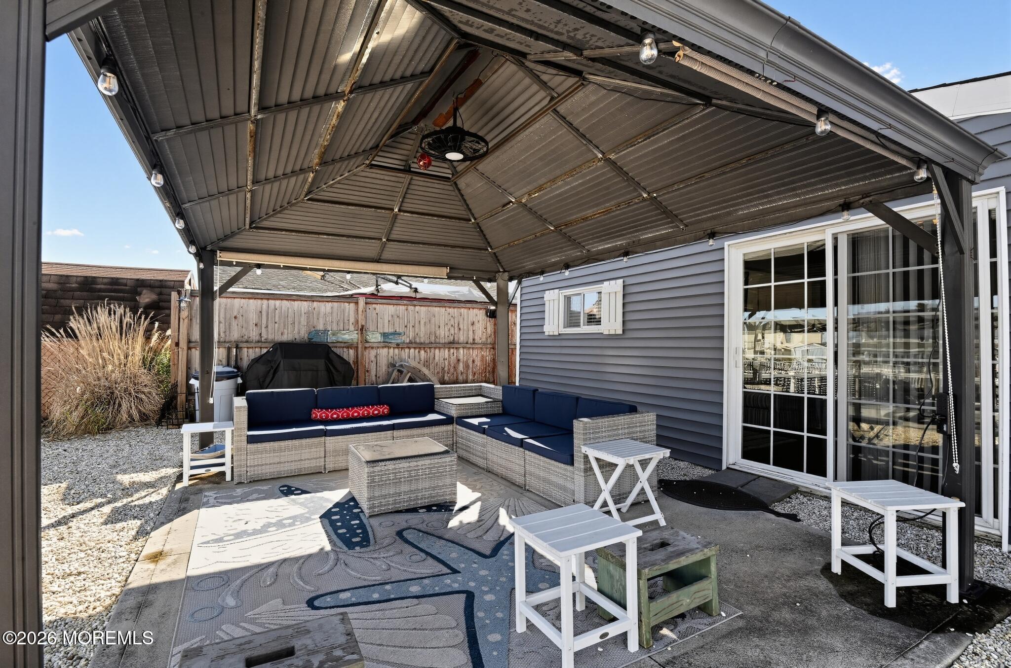 18 W Mohawk Drive Little Egg Harbor NJ 08087