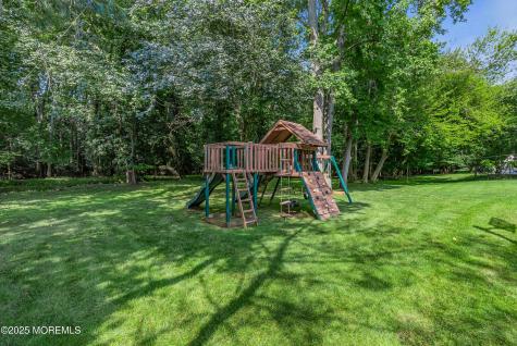 35 Shadow Lawn Drive Oakhurst NJ 07755