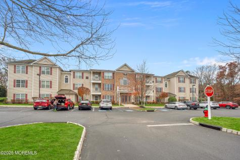 632 Sophee Lane Lakewood NJ 08701