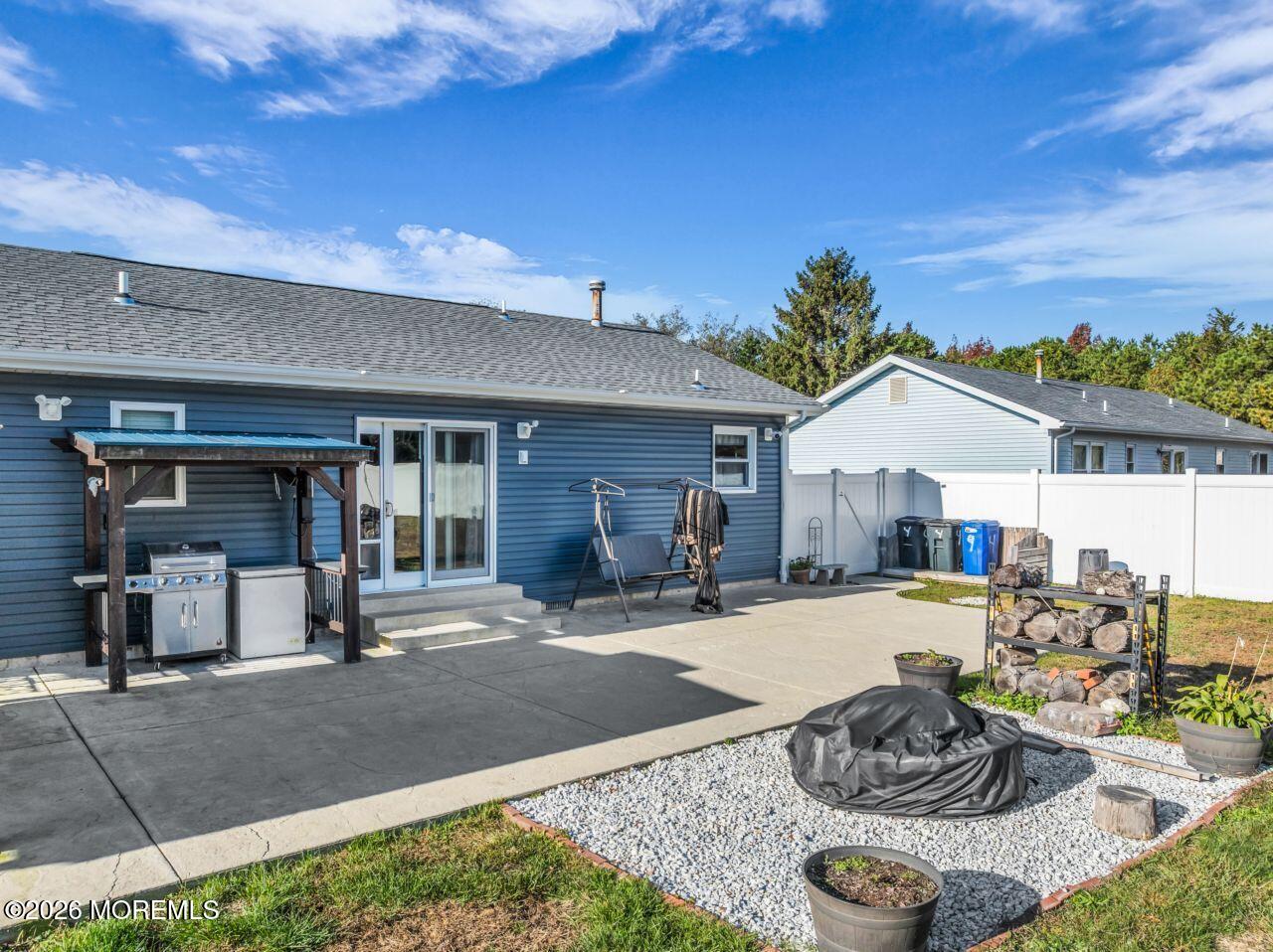 4 Ojibwa Court Waretown NJ 08758