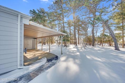 8 Gorginio Drive Toms River NJ 08757