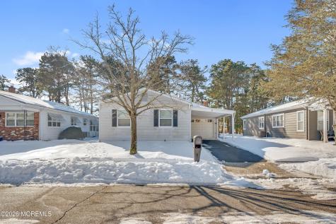 8 Gorginio Drive Toms River NJ 08757
