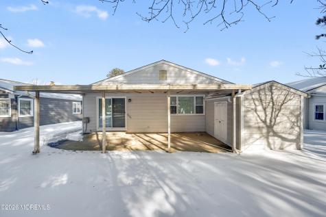 8 Gorginio Drive Toms River NJ 08757