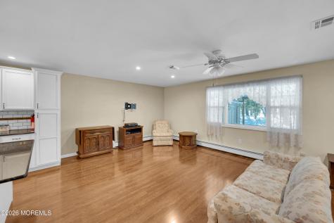 8 Gorginio Drive Toms River NJ 08757