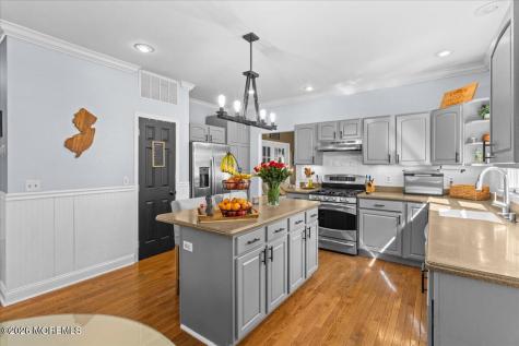 715 Joseph Avenue Lanoka Harbor NJ 08734