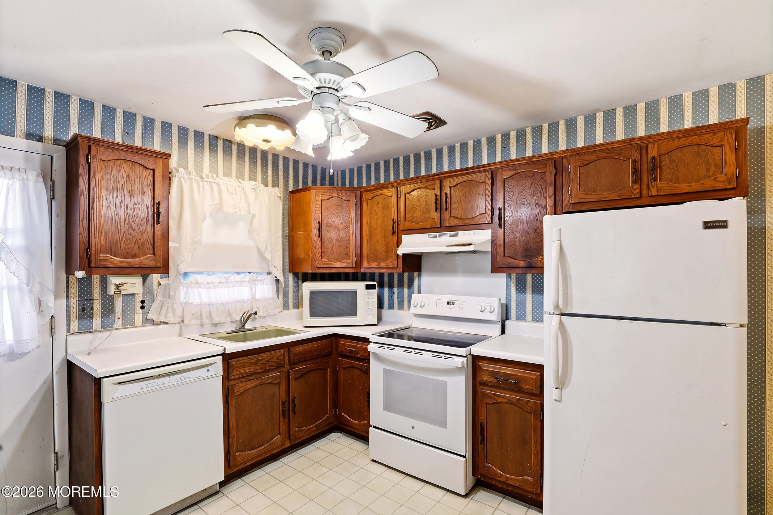 27 A Homestead Drive Manchester NJ 08759